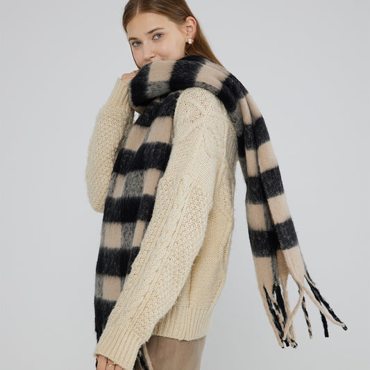 Women's Elegant Black & White Plaid Patterned Fringed Imitation Cashmere Scarf