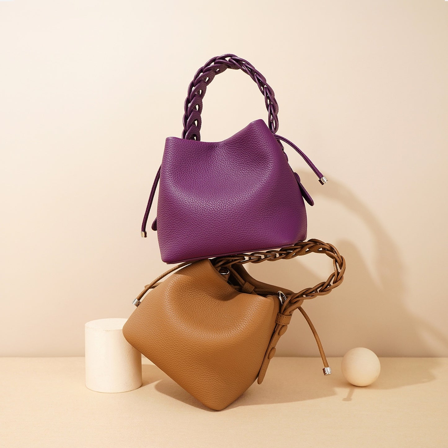 Women's Genuine Top-Grain Leather Versatile Commuting Bucket Bag Single-Shoulder Crossbody Elegant Handheld Bag