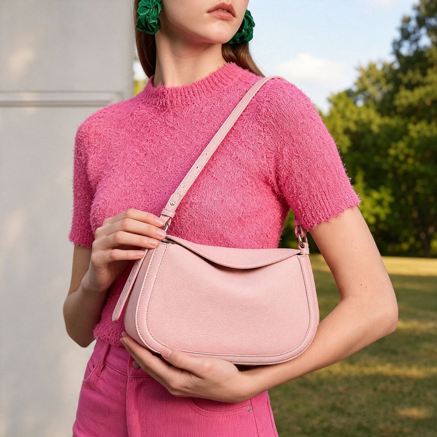 Graceful Genuine Leather Saddle Messenger Clutch Bag