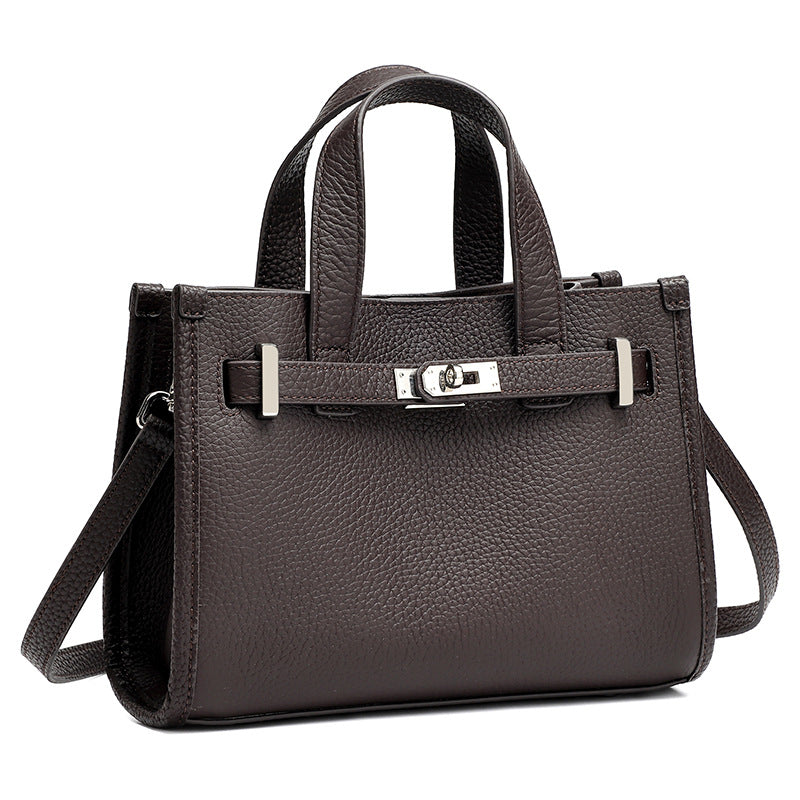 Minimalist Pebbled Genuine Leather Kelly Clutch Bag with Metal Turn Lock