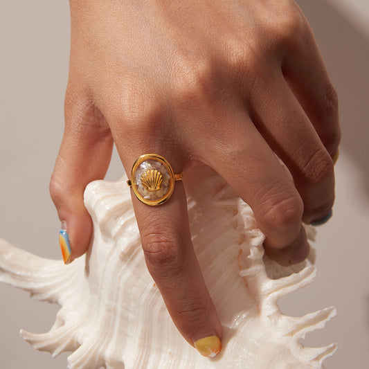 Sculpted Shell Coastal Charm Ring