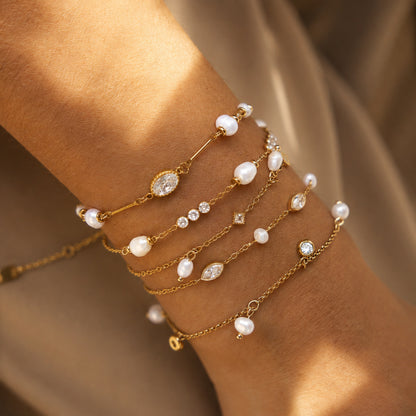 Elegant Minimalist Shimmering Fluid Station Bracelet