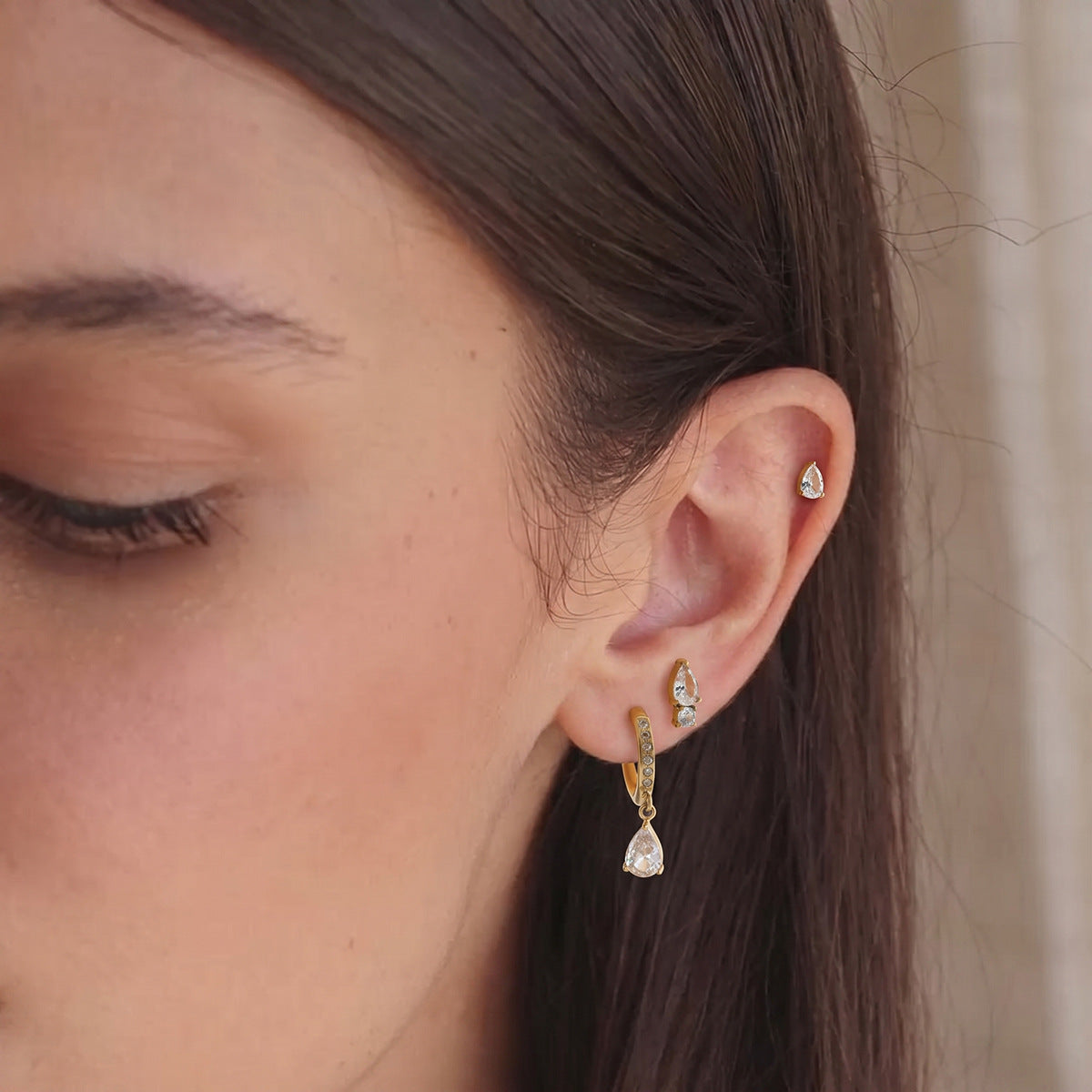 Elegant Radiant Pear Drop Earrings Set