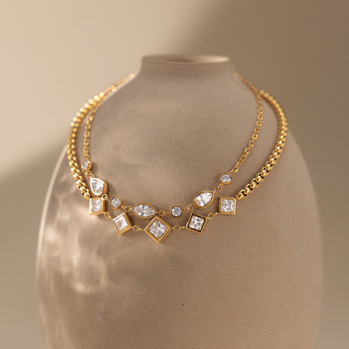 Luminous Dewdrop Geometric Bezel Layering Bracelet