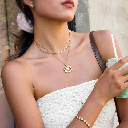 Vintage Halskette mit weißem Zirkon und Perlen, verziert mit dem bösen Blick 