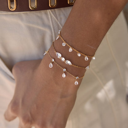 Elegant Radiant Fluid Pear Droplet Bracelet