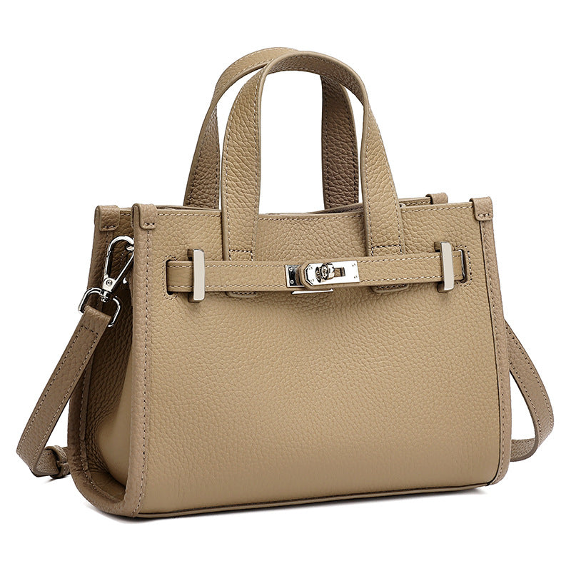Minimalist Pebbled Genuine Leather Kelly Clutch Bag with Metal Turn Lock