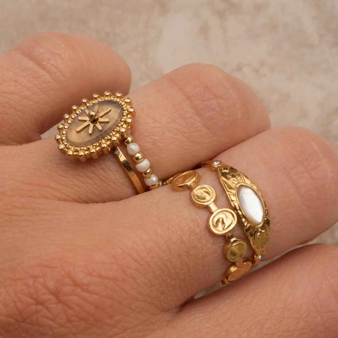 Anillo retro de acero inoxidable francés