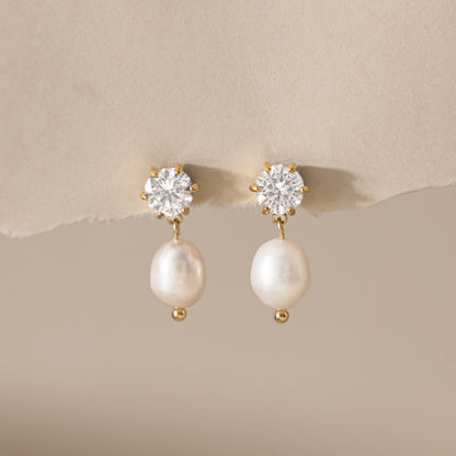 Chic Radiant French Vintage Heritage Pendant Earrings