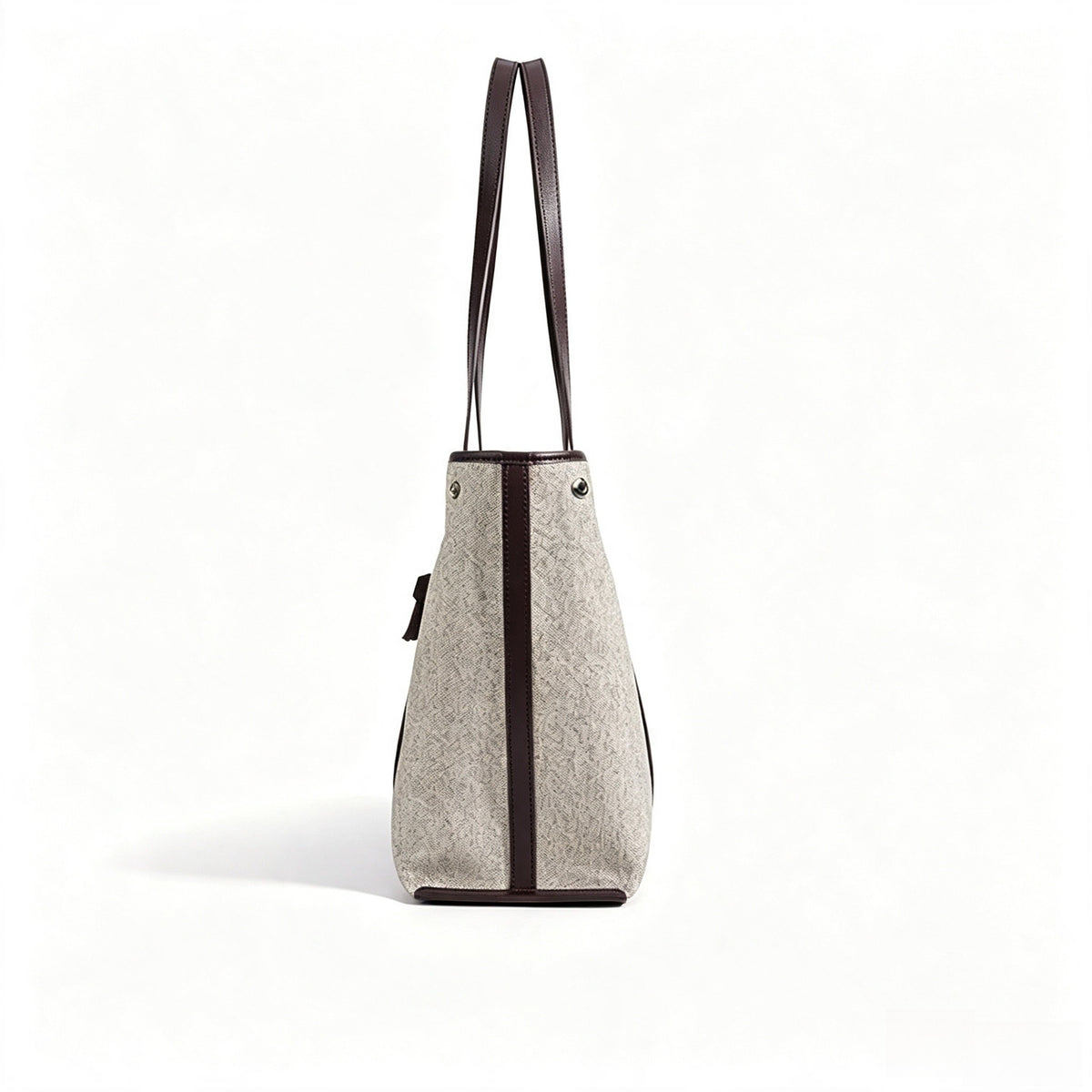 Borsa pochette tote capiente in tela, dal design minimalista