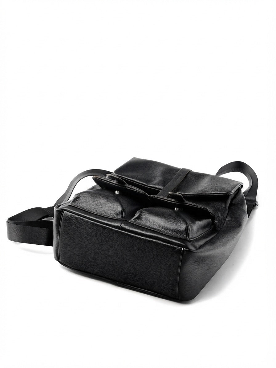 Sac à dos à rabat en cuir véritable grainé grande capacité minimaliste