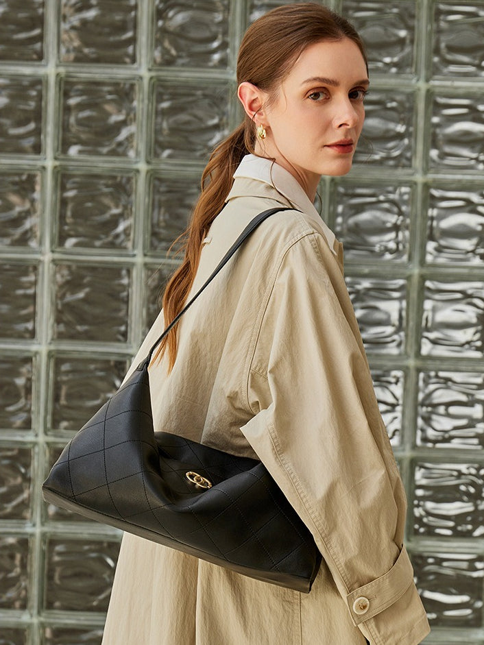 Elegant Quilted Sheepskin Leather Hobo Clutch Bag