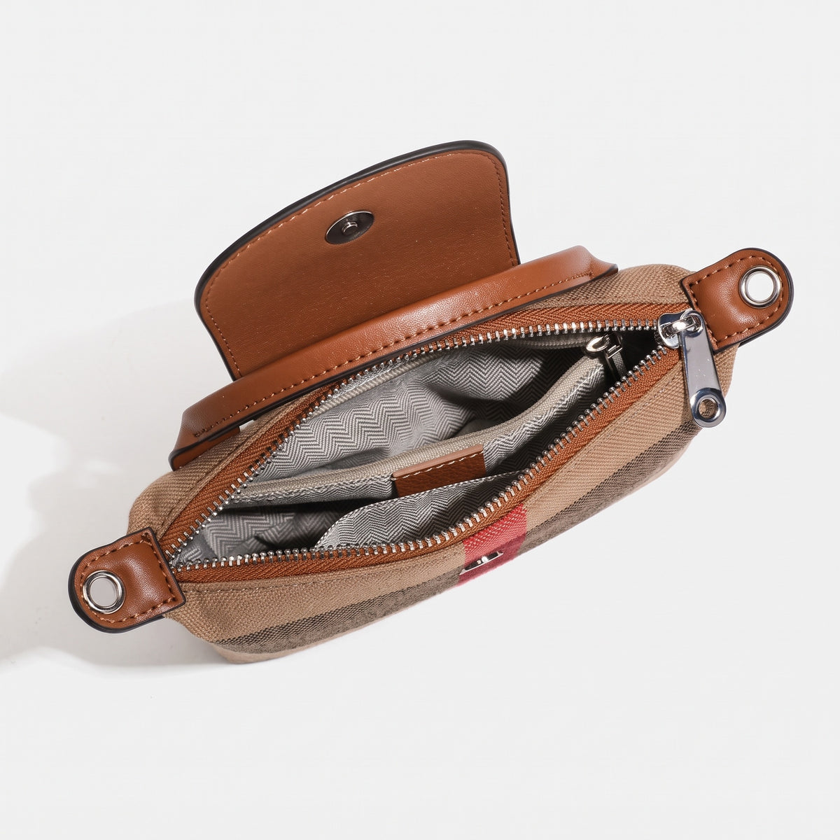 Pochette classica a tracolla in tela intrecciata a quadri britannici