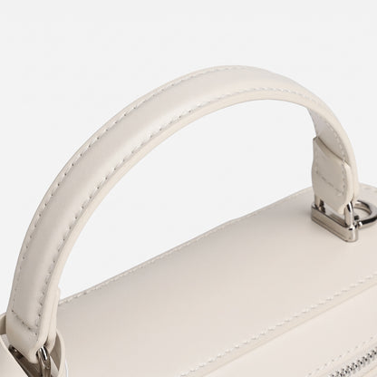 Bolso clutch cuadrado minimalista de cuero genuino