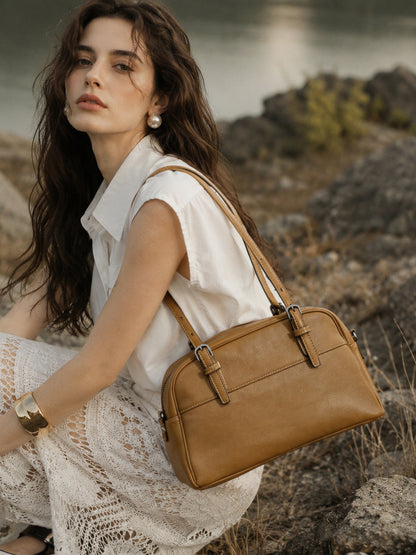 Mellow Rustic Genuine Leather Boston Clutch Bag