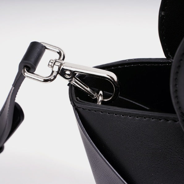 Refined Geometric Woven Genuine Leather Mini Bucket Clutch Bag