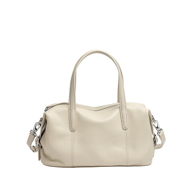 Borsa pochette a cuscino in vera pelle morbida dalla texture martellata