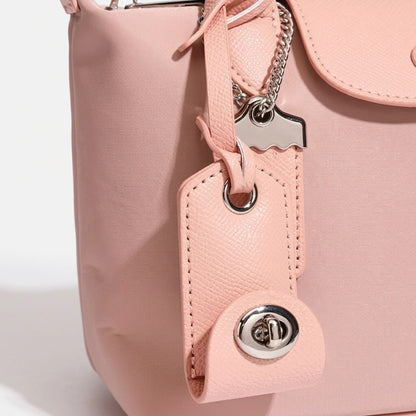 Borsa a tracolla e spalla chic e leggera in nylon a forma di fagottino