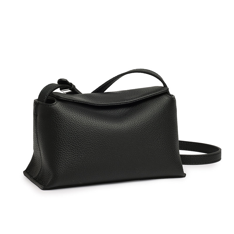 Borsa a tracolla di nicchia artigianale in vera pelle con chiusura magnetica nascosta