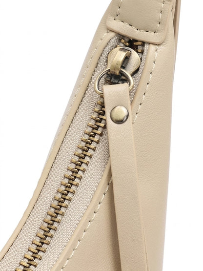 Borsa hobo di nicchia senza tempo in vera pelle con patina unica cerata a olio