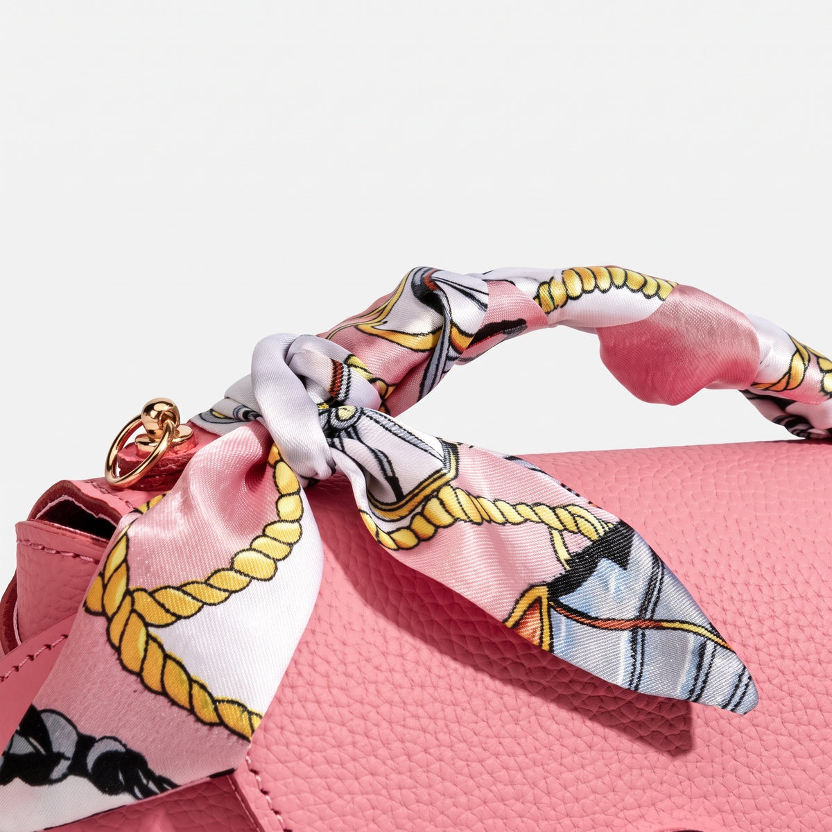 Borsa elegante retrò a spalla e tracolla in vera pelle con catena e foulard di seta