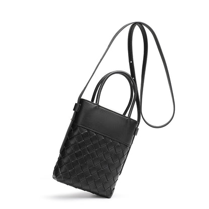 Mini borsa clutch artigianale intrecciata in vera pelle di agnello