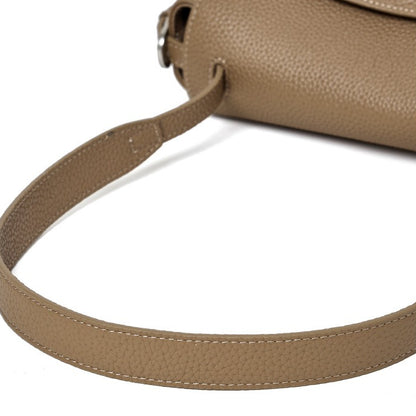 Sac bandoulière à rabat en cuir véritable grain litchi avec bandoulière réglable