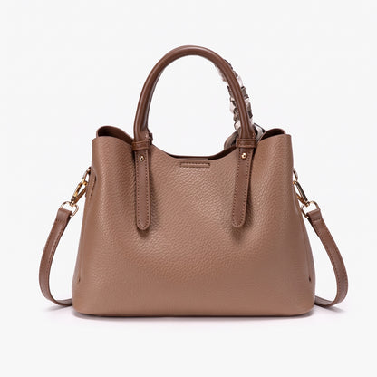 Pochette elegante marrone a tracolla in ecopelle vegana martellata