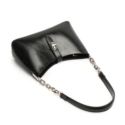 Borsa classica in vera pelle da portare sottobraccio con fibbia metallica