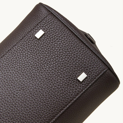 حقيبة مودرن إيست-ويست جلد طبيعي | حقيبة بولينغ بسيطة من جلد الحصى