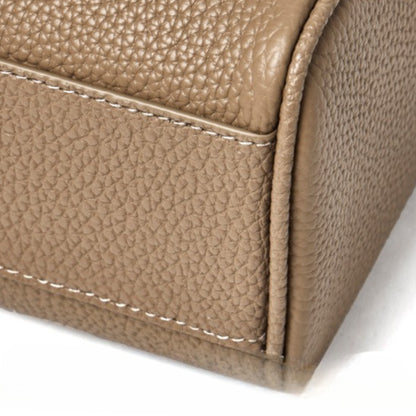 Sac bandoulière à rabat en cuir véritable grain litchi avec bandoulière réglable