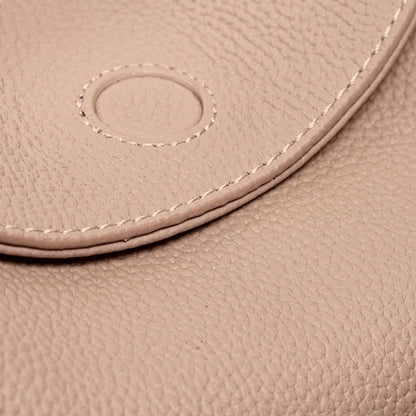 Borsa a tracolla morbida per sigarette in vera pelle da donna