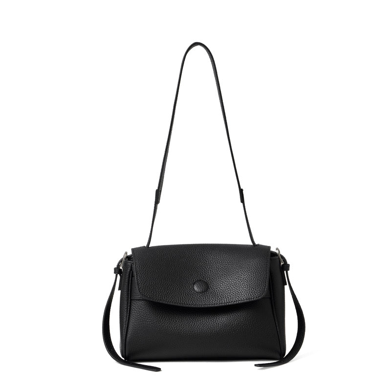 Borsa a tracolla con patta in vera pelle effetto litchi e tracolla regolabile