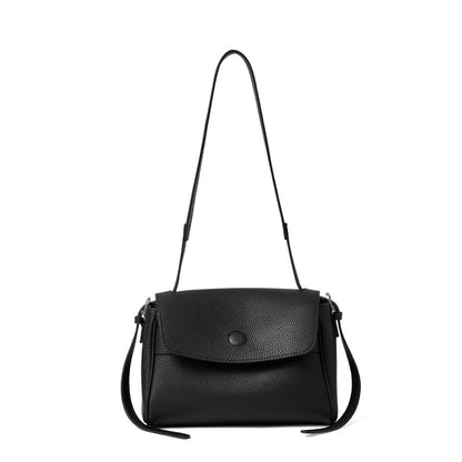 Borsa a tracolla con patta in vera pelle effetto litchi e tracolla regolabile