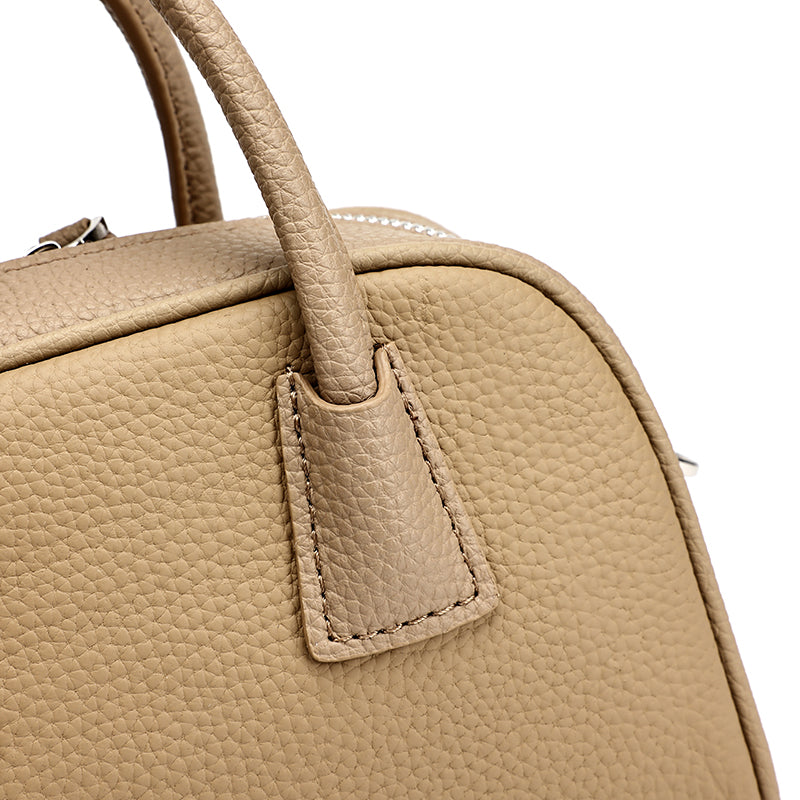 Mini borsa Boston pochette imbottita in vera pelle martellata