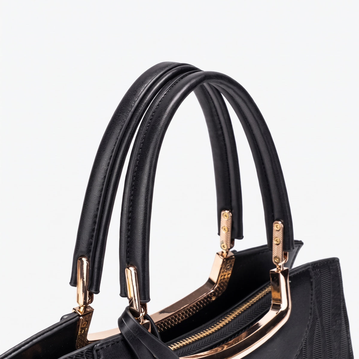 Borsa pochette in ecopelle vegana dalla vivace texture ondulata