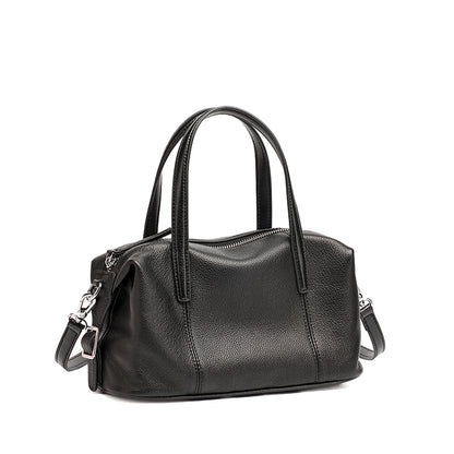 Borsa pochette a cuscino in vera pelle morbida dalla texture martellata