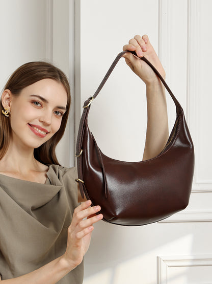 Borsa hobo di nicchia senza tempo in vera pelle con patina unica cerata a olio