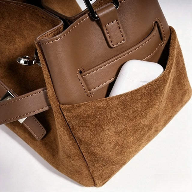 Lässige Beuteltaschen-Clutch aus echtem Veloursleder