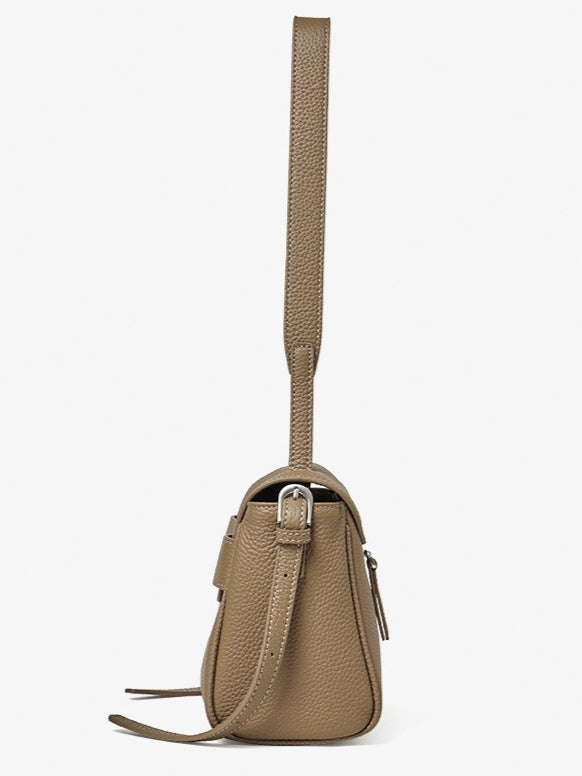 Sac bandoulière à rabat en cuir véritable grain litchi avec bandoulière réglable