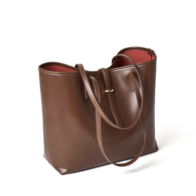 Set di ampie borse tote semplici in vera pelle, minimaliste, da spalla