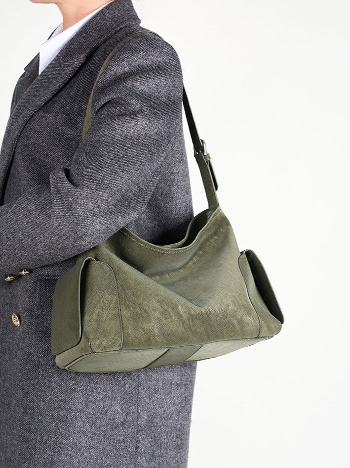 アーバン ノマド 本革バッグ | 大きめ スラウチ ショルダーバッグ サイドポケット付き