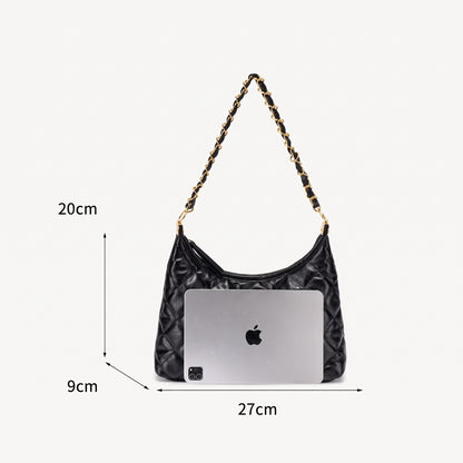 Borsa hobo pochette classica trapuntata, in ecopelle vegana, con catena