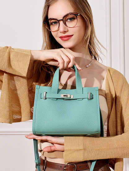 Minimalist Pebbled Genuine Leather Kelly Clutch Bag with Metal Turn Lock