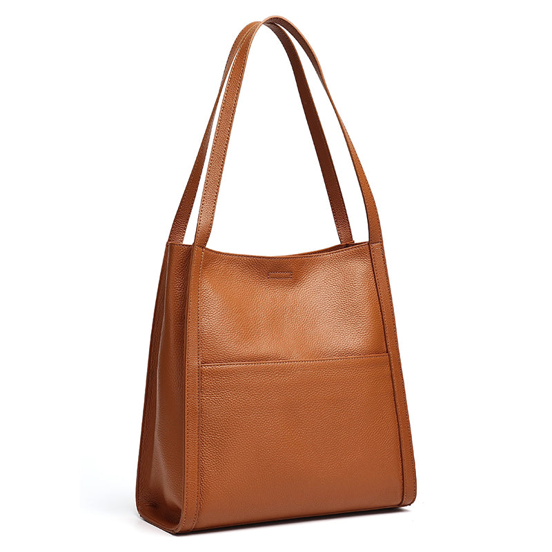 حقيبة كلاتش حمل واسعة ومرنة من الجلد الطبيعي