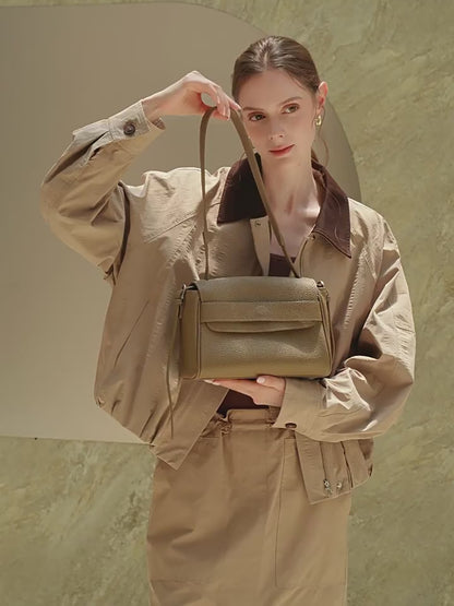 Sac bandoulière à rabat en cuir véritable grain litchi avec bandoulière réglable