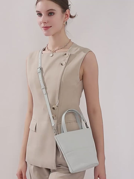 Minimalistische Umhängetasche aus echtem Leder für Damen